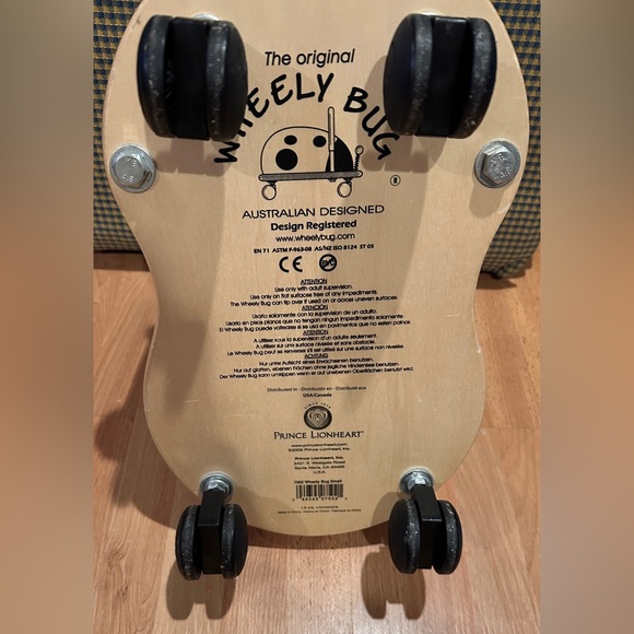 Ladybug Ride-On Toy - Picture 2 of 6